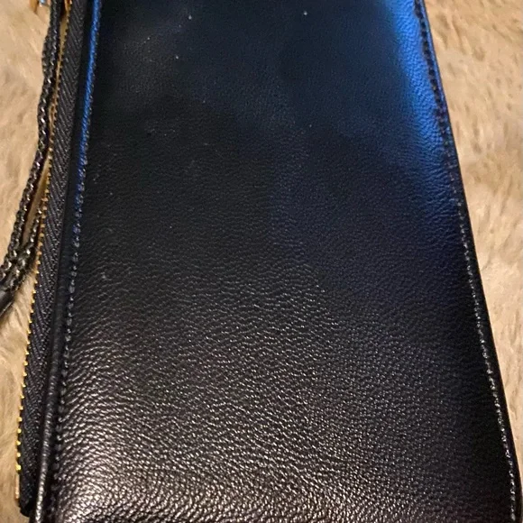 Black or White Leather Card and Coin Holder - Picture 5 of 6